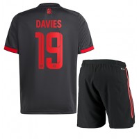 Fotbalové Dres Bayern Munich Alphonso Davies #19 Dětské Alternativní 2022-23 Krátký Rukáv (+ trenýrky)
